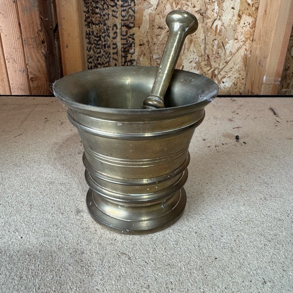 Vintage Brass Mortar and Pestle - Picture 1 of 4